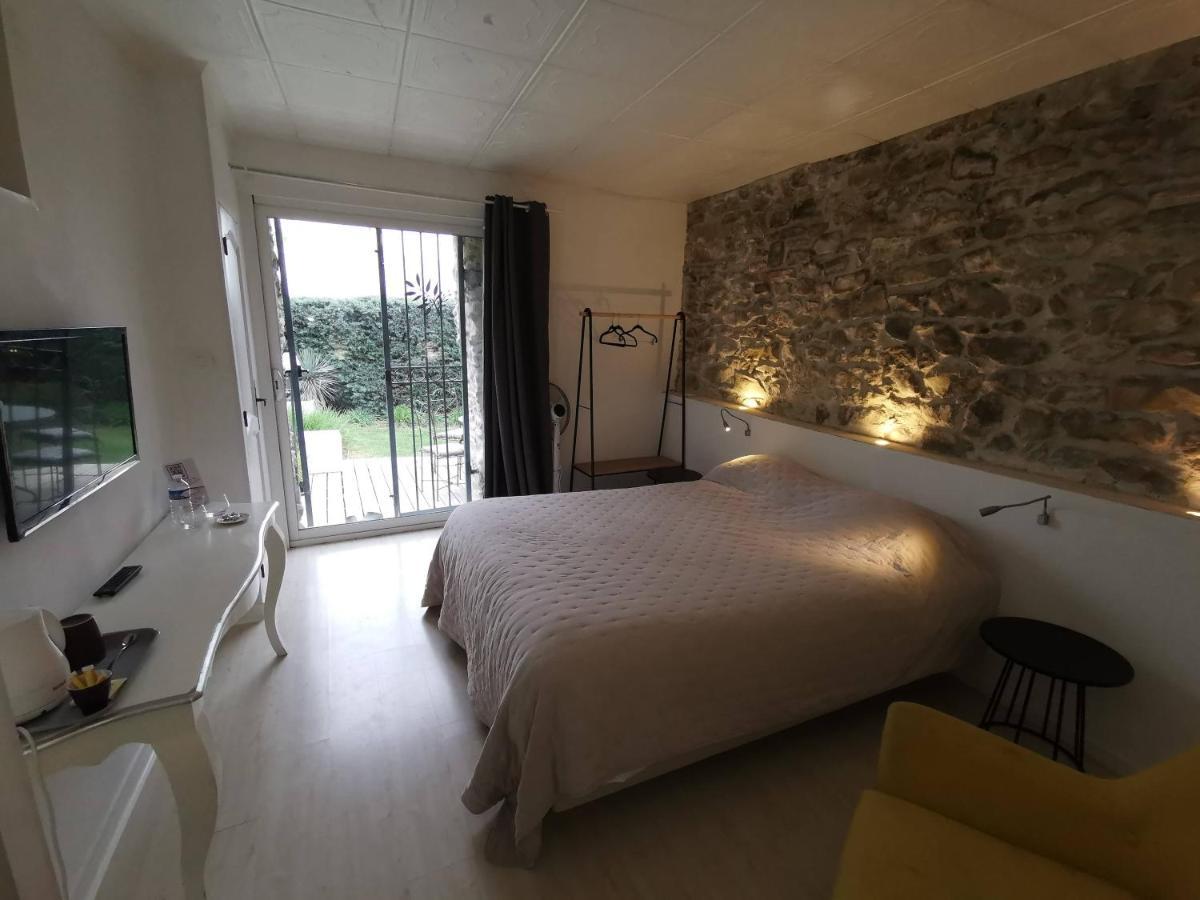 La Bastide Des Muriers Deaux Luaran gambar