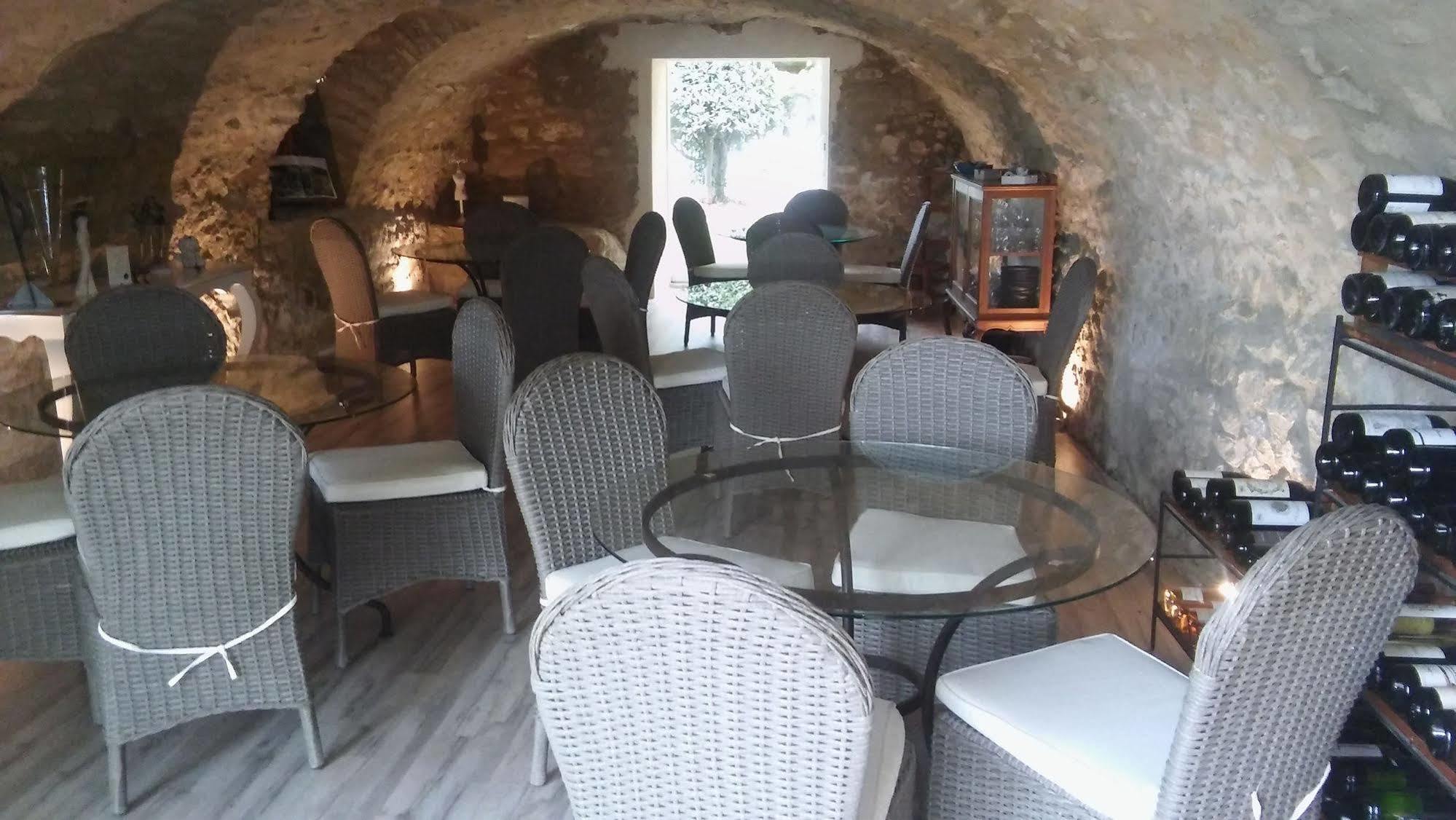 La Bastide Des Muriers Deaux Luaran gambar