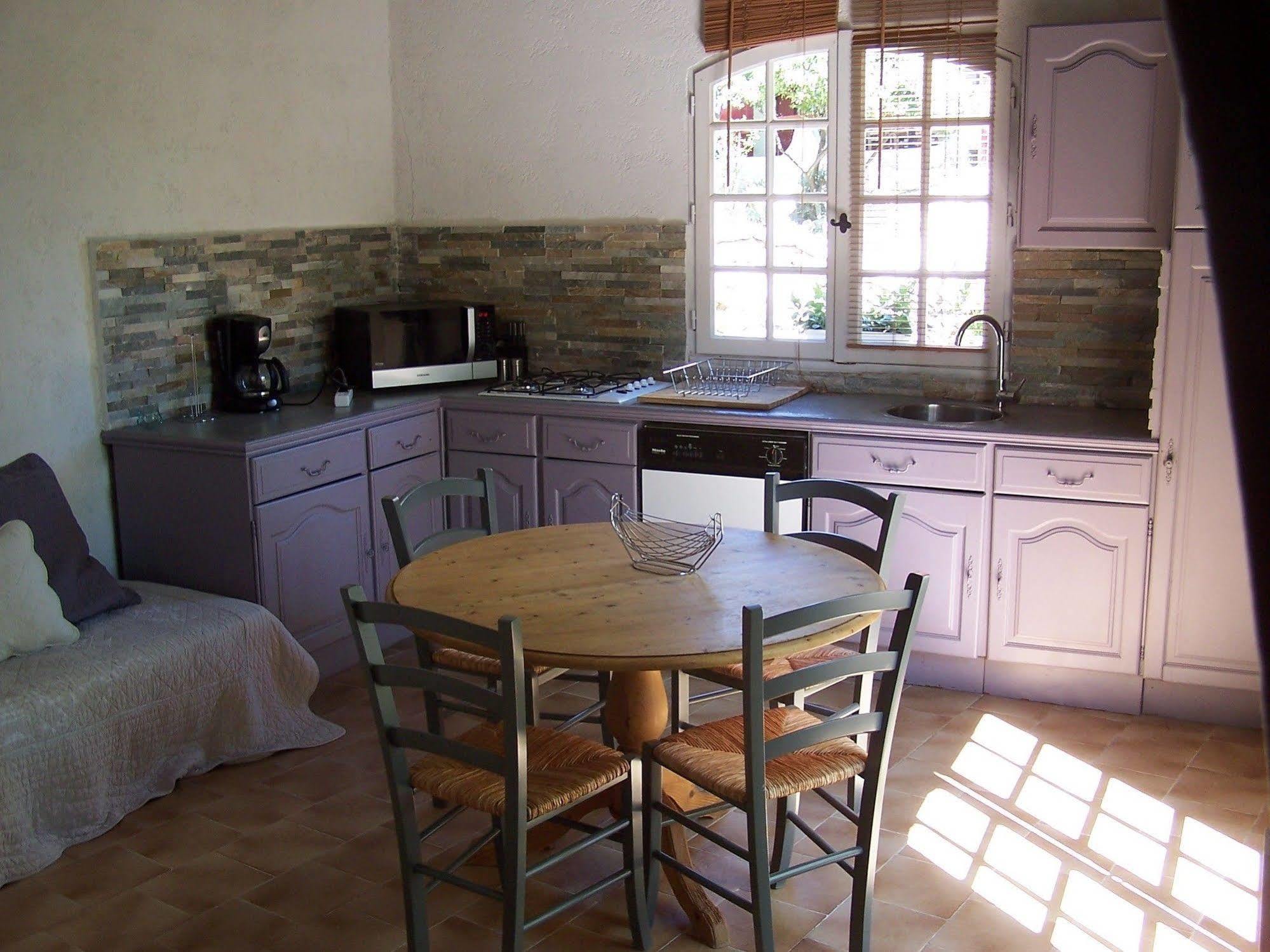 La Bastide Des Muriers Deaux Luaran gambar